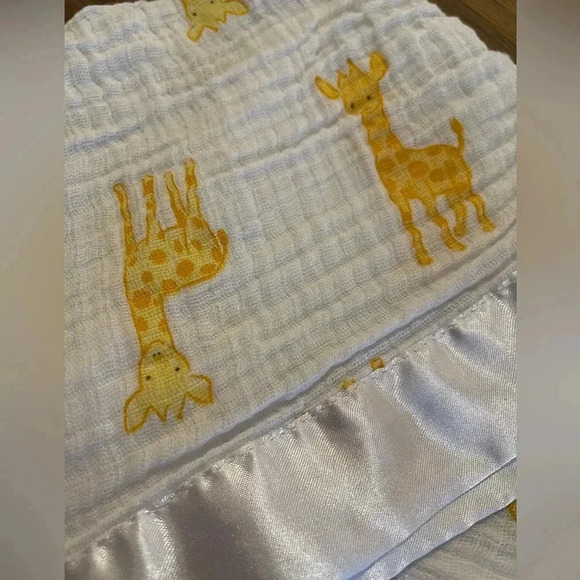 Aden & Anais Essentials Muslin Giraffe Baby Security Blanket Blankie - Picture 3 of 5